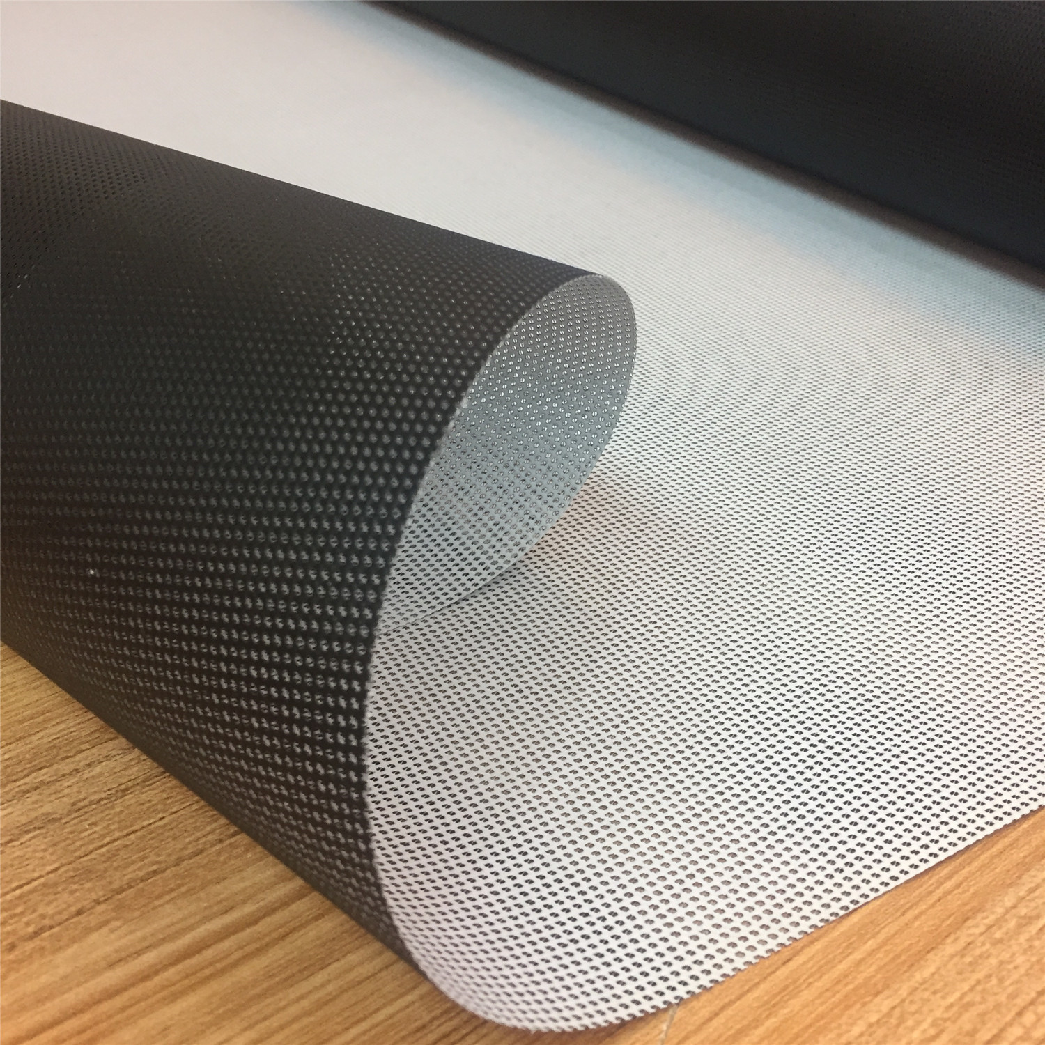 供应黑白pvc网格布 可uv打印pvc网眼布 牢度好使用年限长孔眼布