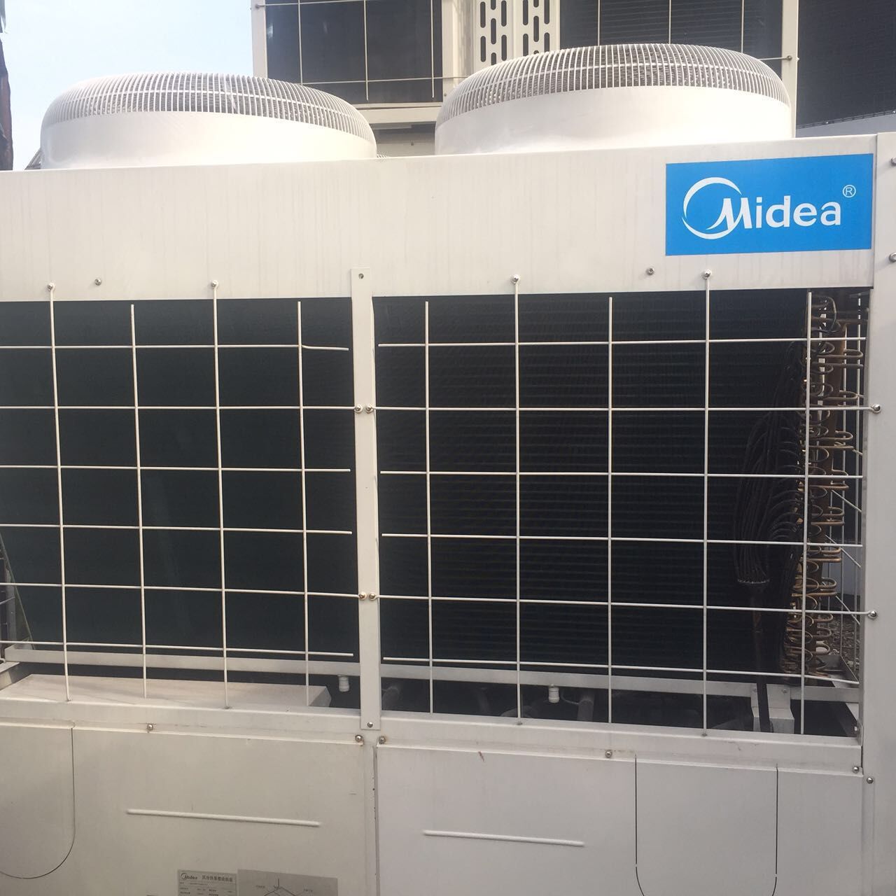 批发出售二手中央空调各种型号美的x系多联机mdv-900w/dsn1-9v0