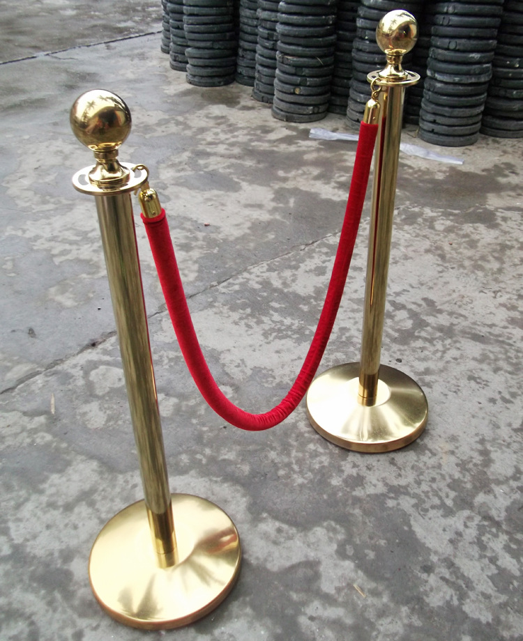 厂家直销不锈钢礼宾栏杆座迎宾柱排队柱活动围栏隔离柱警戒线钛金