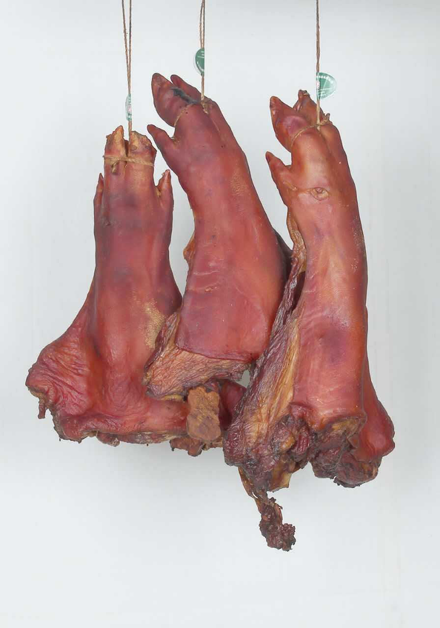 陕南特产土猪肉 柴火烟熏腊猪脚土猪蹄 腊肉腊猪手 厂家直销
