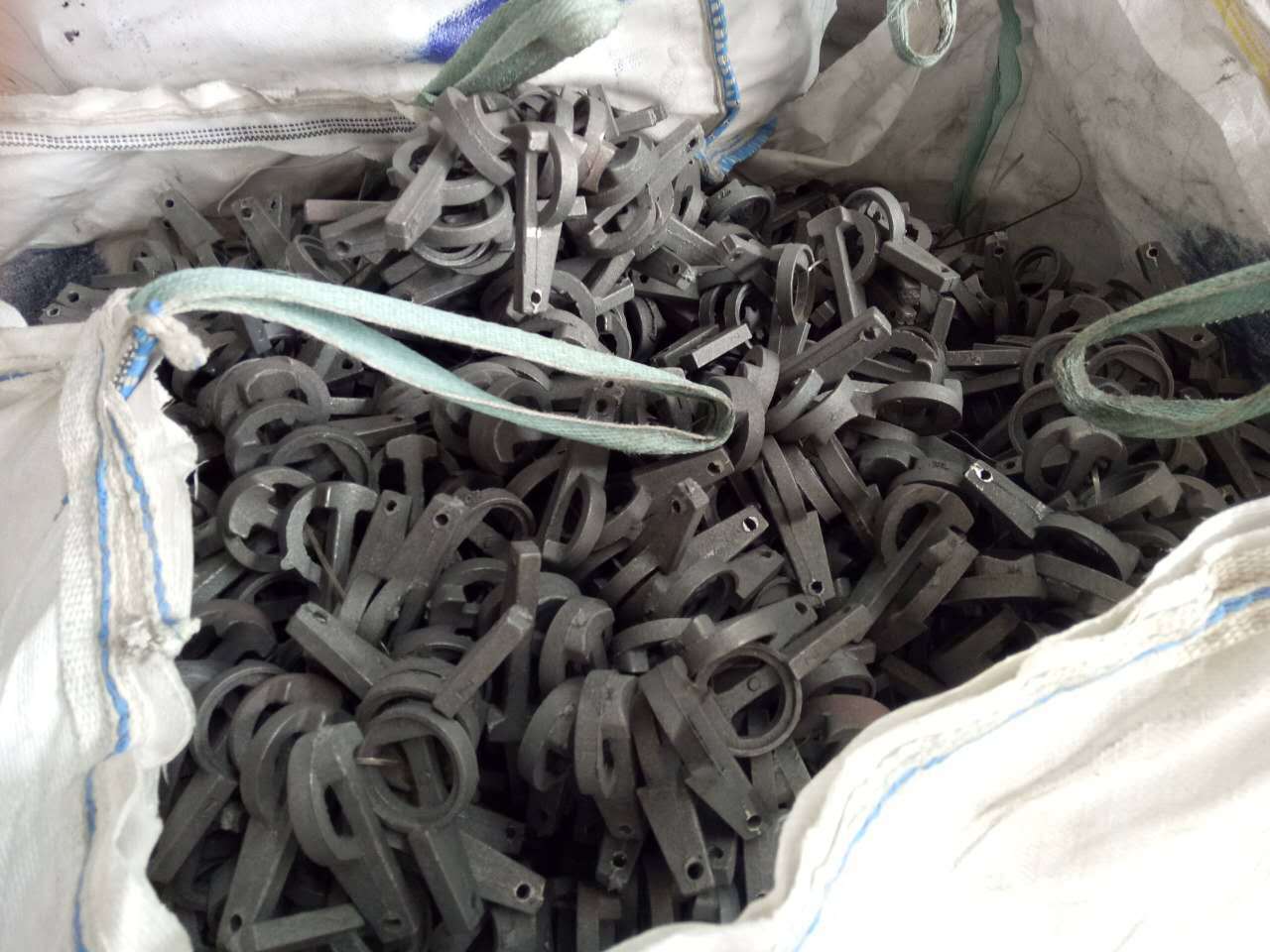 鑫汇脚手架配件,现货供应 人工焊 插销(230克)