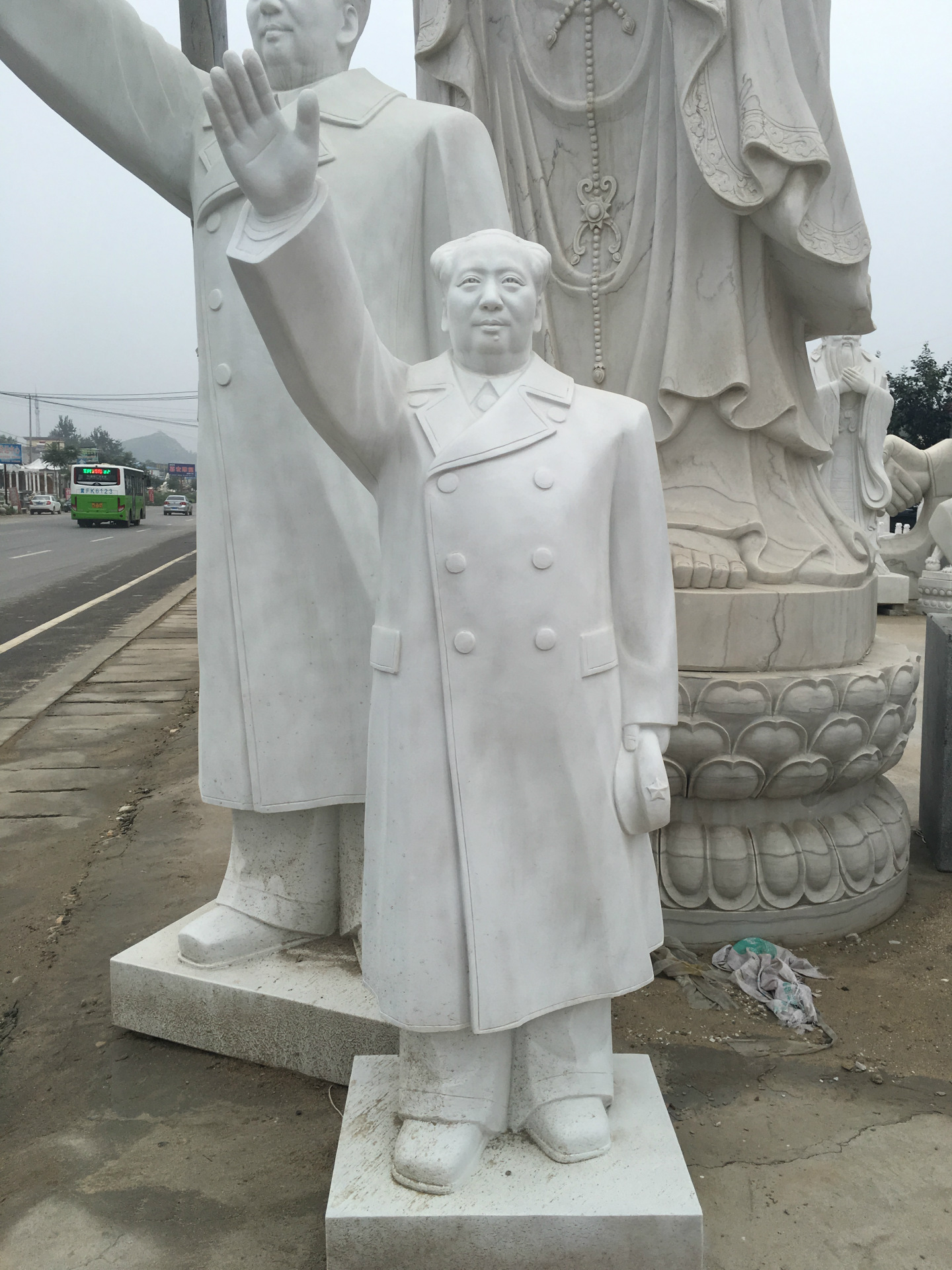 现货校园汉白玉孔子雕塑 广场孔子站像 校园古代名人伟人雕像摆件