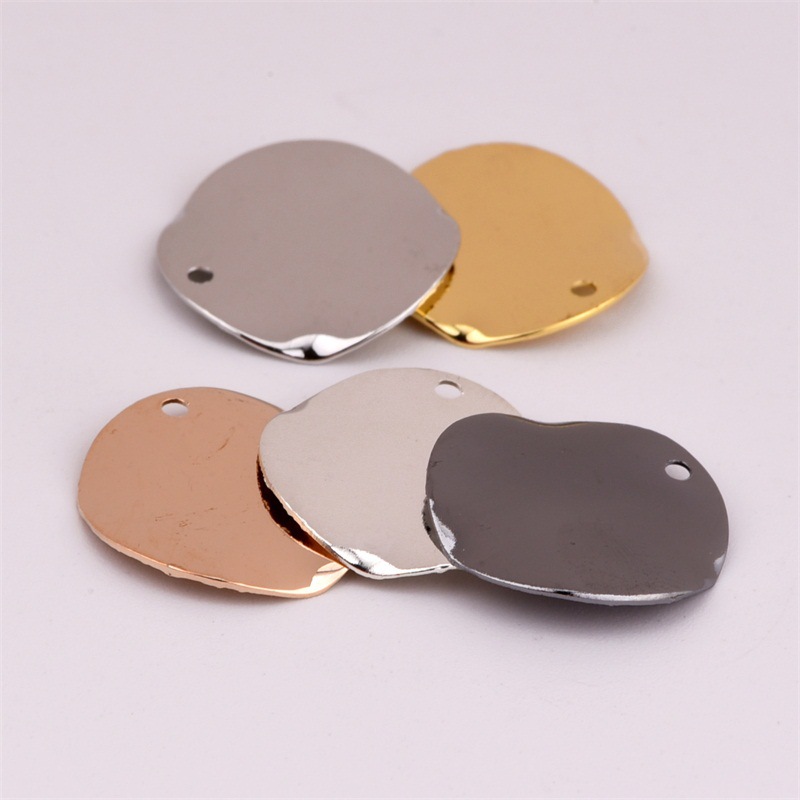 厂家直销15mm实心波浪形圆片饰品小吊坠挂件 圆形铜片diy手工配件