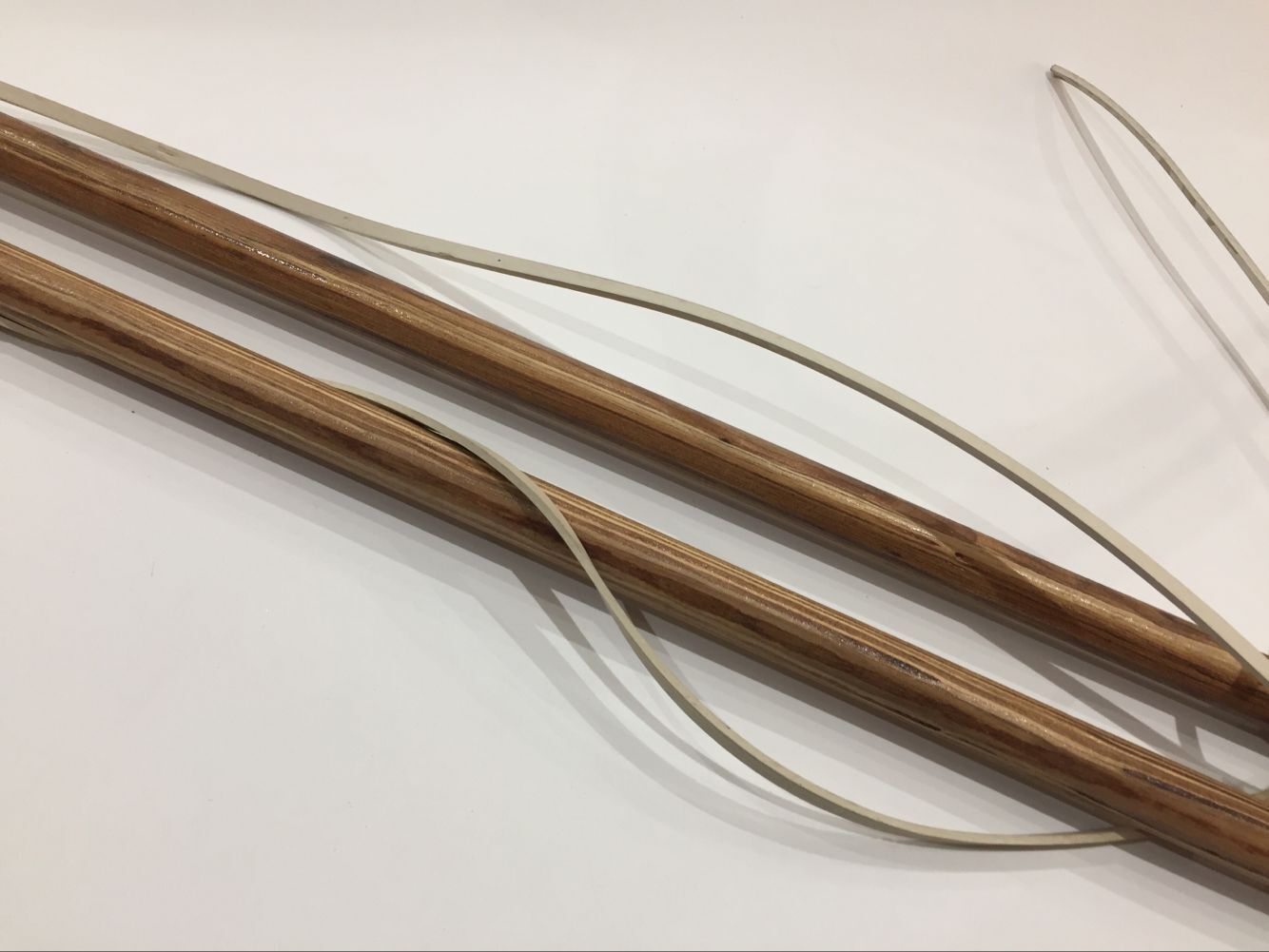 陀螺鞭杆 老牛冰嘎尜鞭子 旋转陀螺千层木白蜡鞭杆