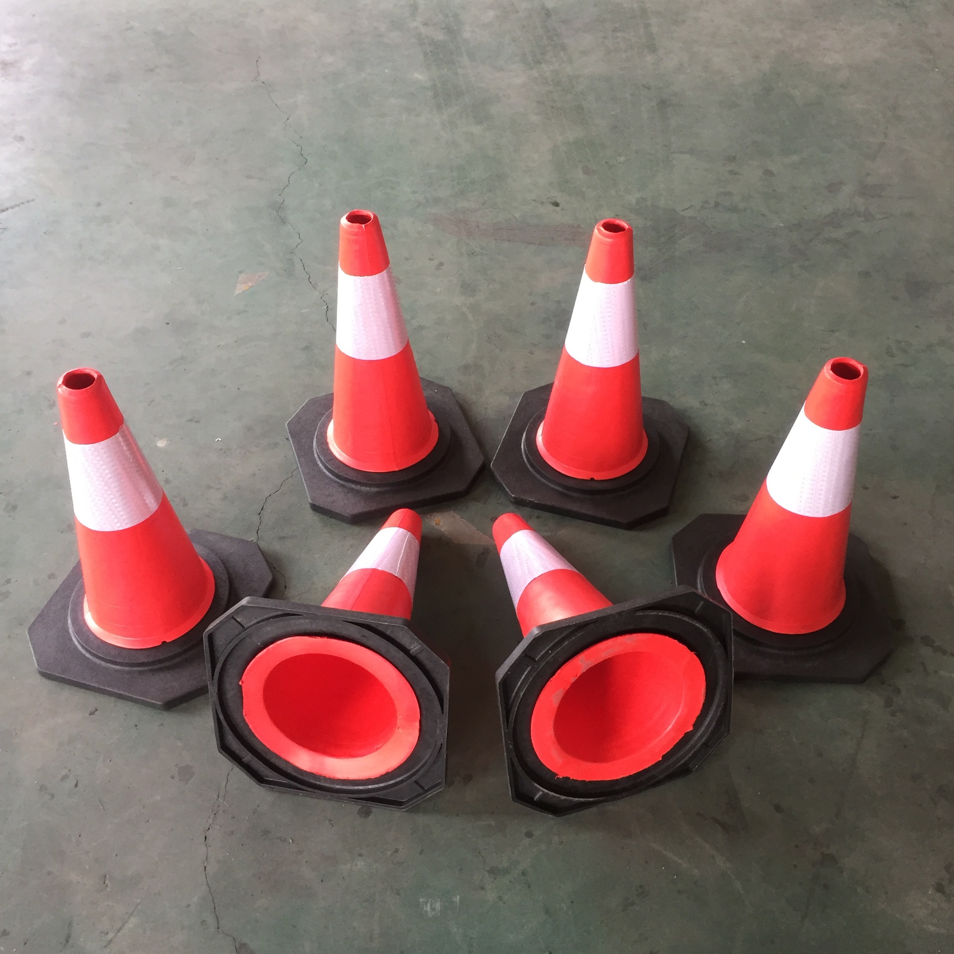 eva反光路锥 50cm 高速隔离路障锥 交通警示锥 红白反光锥 圆锥