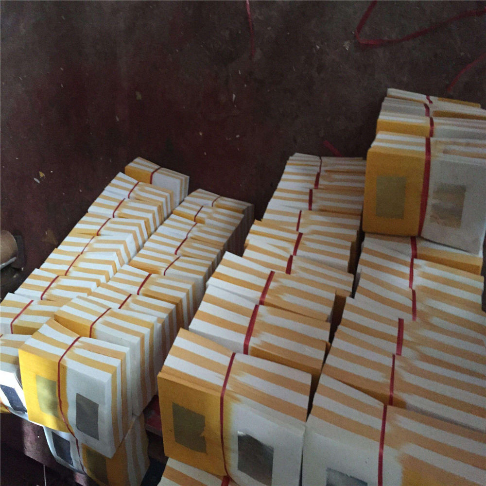 常年供应元宝金银纸 冥币 迷信纸金箔纸 殡葬用品现货批发