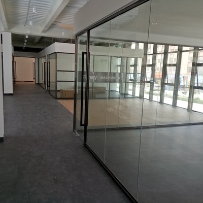 厂家专业安装钢化玻璃隔断墙不锈钢框玻璃隔断墙12mm厂房隔间装修