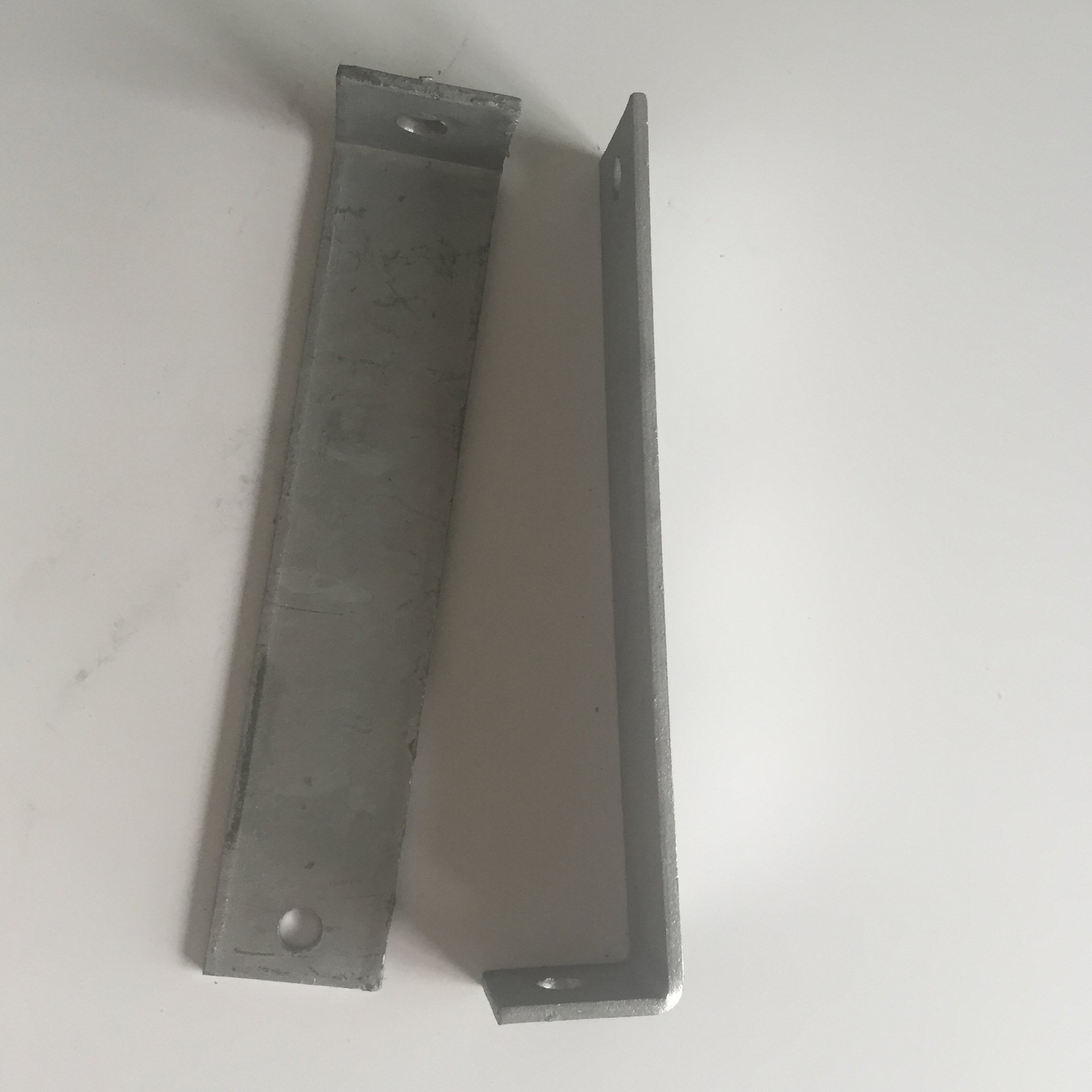 厂家生产l型板c型钢连接件冷弯热轧热镀锌支架连接片加工l型连接