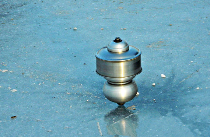 冰猴 冰嘎 冰上陀螺 冰上自行车 滑冰场娱乐玩具  厂家直销