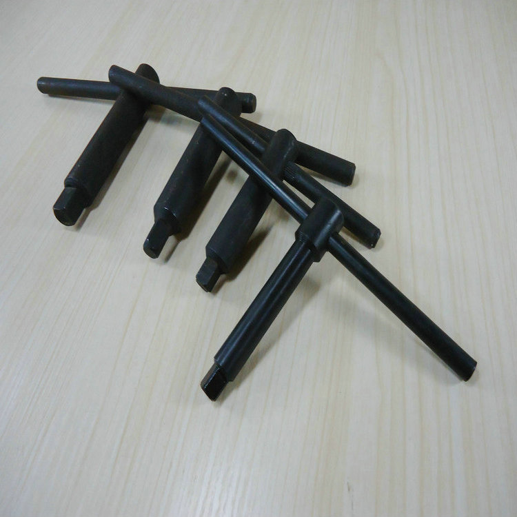 库存批发卡盘扳手 整体发黑三爪扳手 刀台扳手 规格齐全