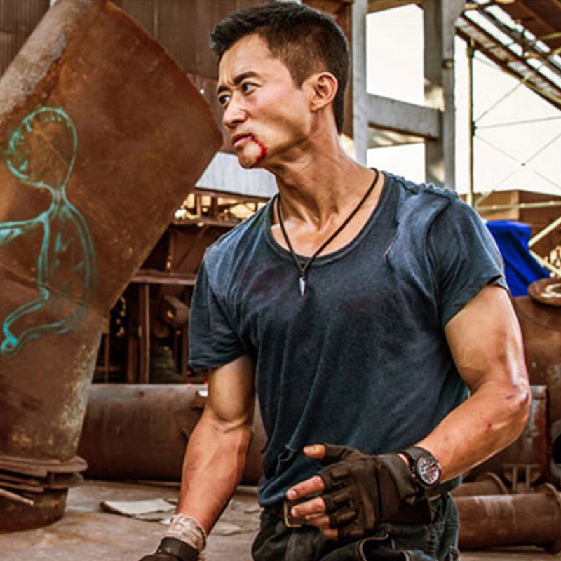 战狼2吴京冷锋同款项链合金子弹头吊坠男女创意潮流子弹项链批发