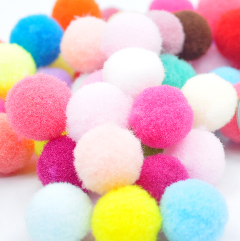 直径2cm的毛球请点下图链接:如需普通材质的小毛球