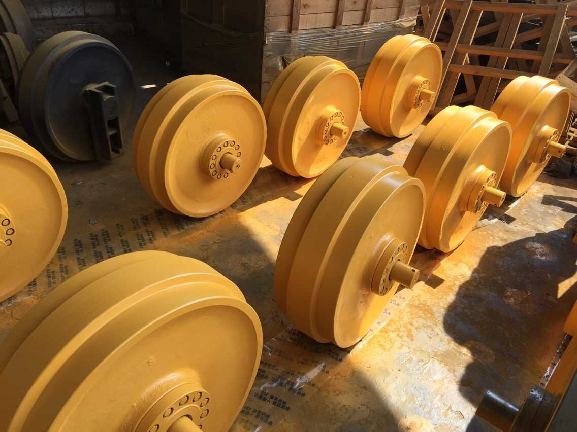 卡特彼勒cat d8n前引导轮 d8r后引导轮 front idler & rear idler