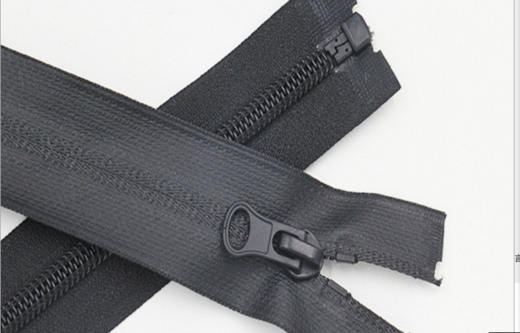 厂家直销5#哑光防水拉链尼龙闭尾拉链运动服装专用防水拉链