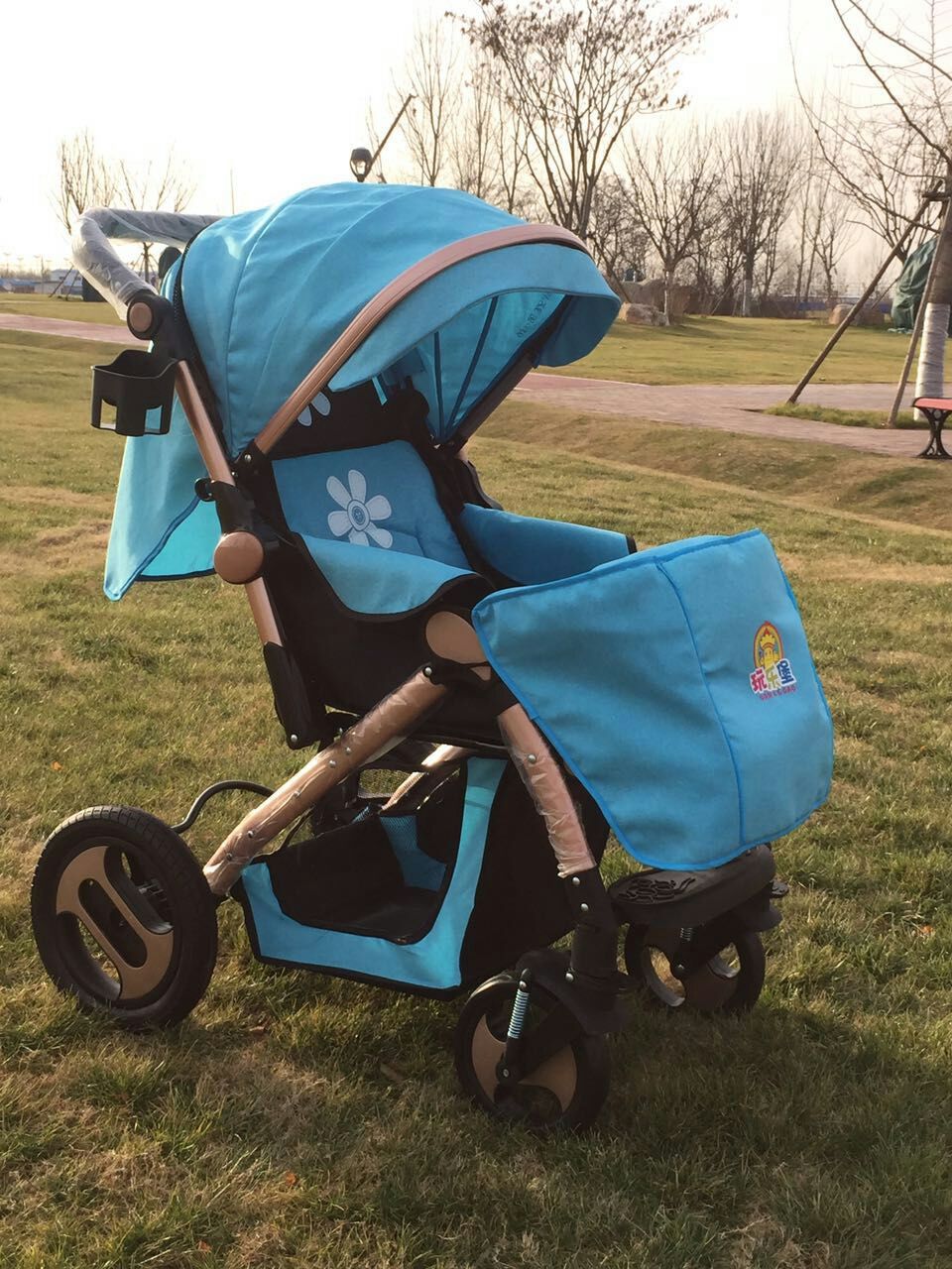 t620婴儿推车超轻便携可坐躺折叠避震四轮手推宝宝儿童换向婴儿车