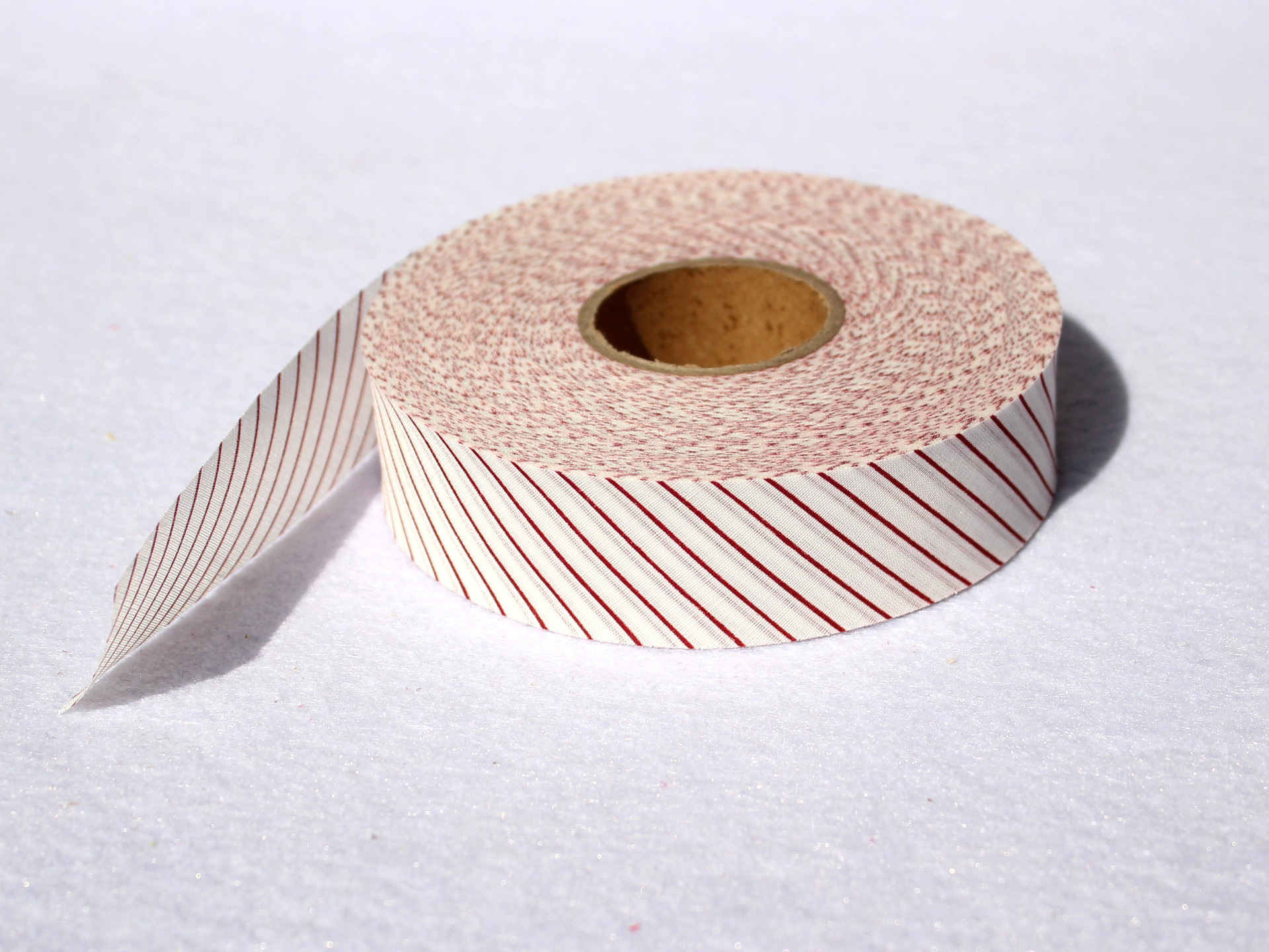 厂家直销格子涤纶包边布 窗帘服饰滚边条斜纹包边条