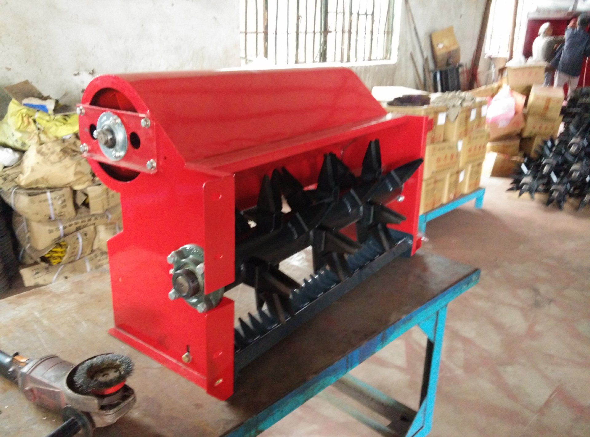 专业供应各种收割机专用秸秆粉碎机,新式抛洒型粉碎机,刀片