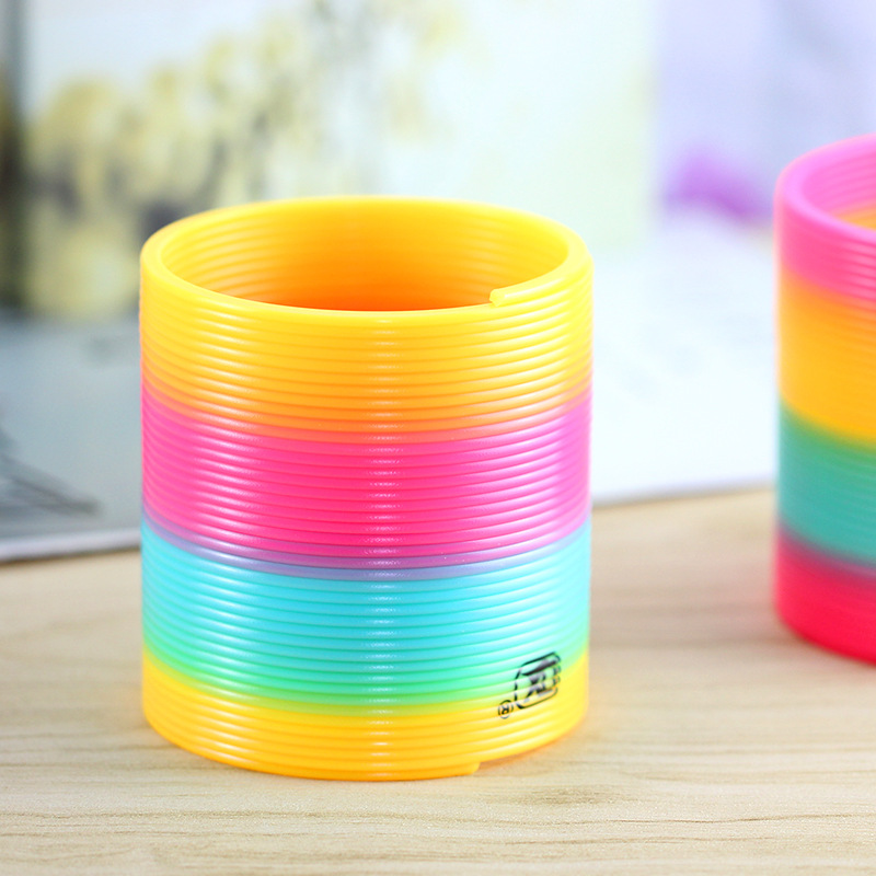 儿童塑料魔力彩虹圈玩具彩虹弹簧圈玩具多功能弹簧地摊玩具批发