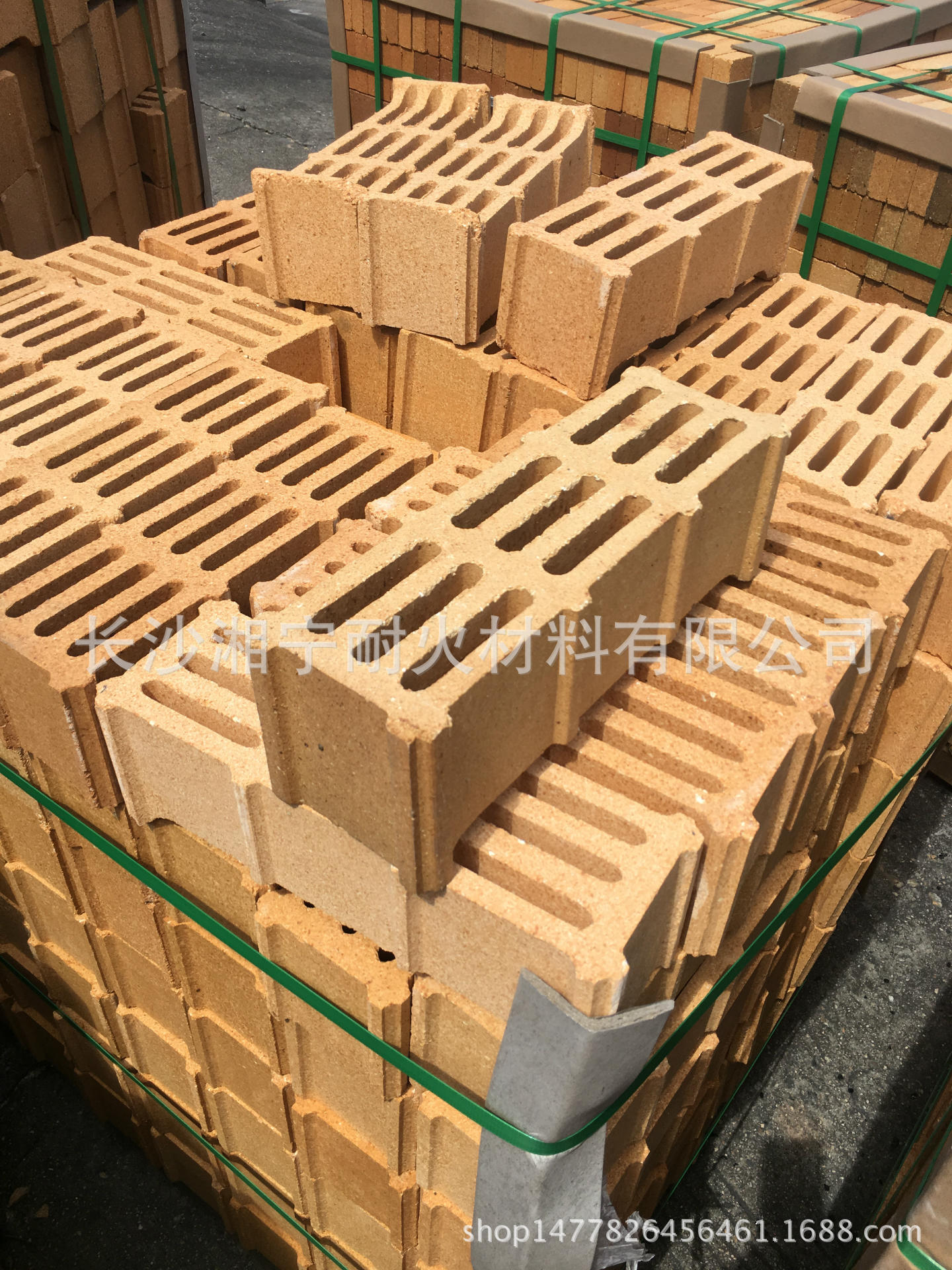 厂家直销耐火砖,高铝砖,粘土砖,铸钢砖