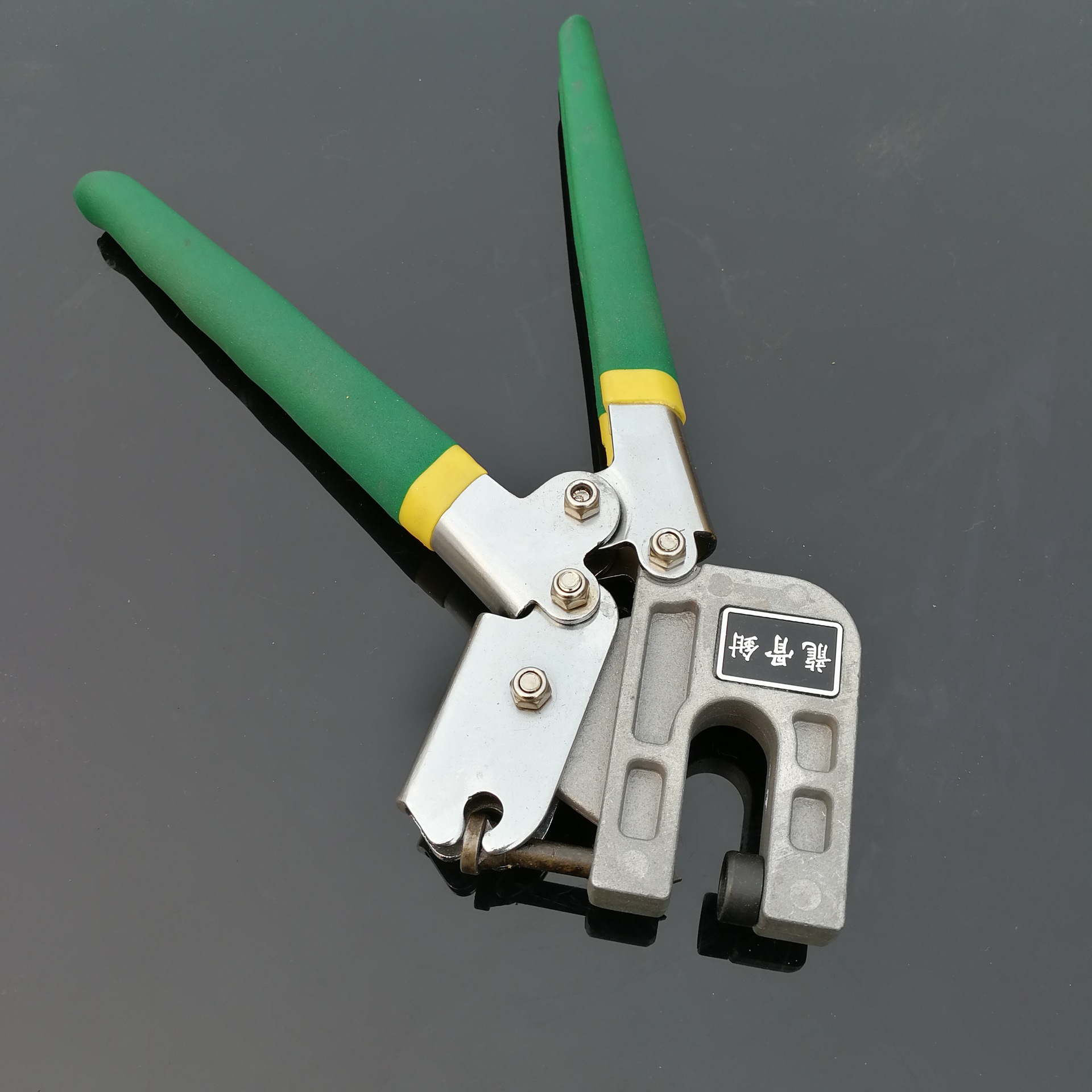 直销 龙骨钳 单手龙骨钳 吊顶装饰钳 打孔钳 天花板吊顶钳