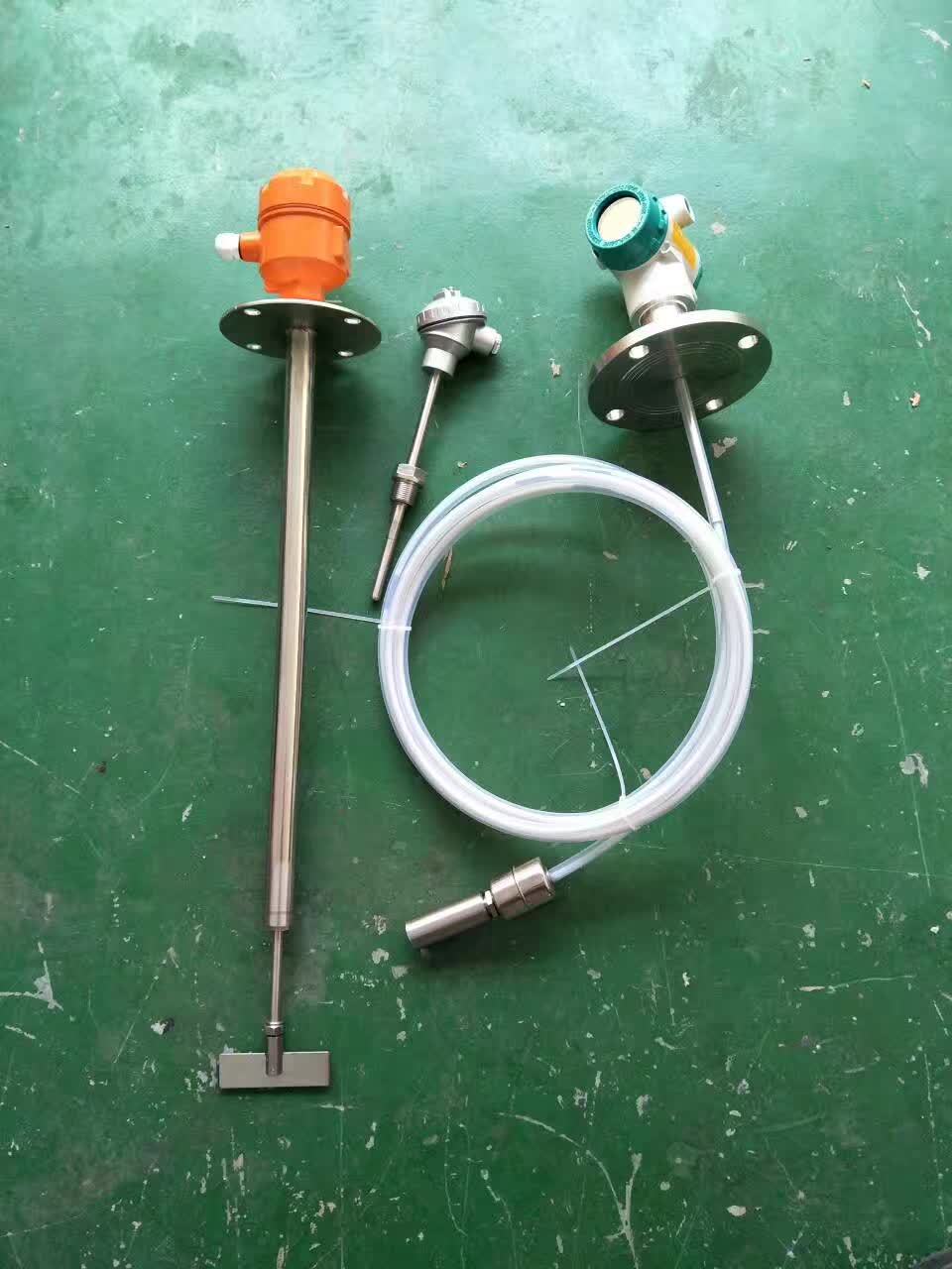 测盐酸专用高精度防腐磁致伸缩液位计 山东磁致伸缩液位计