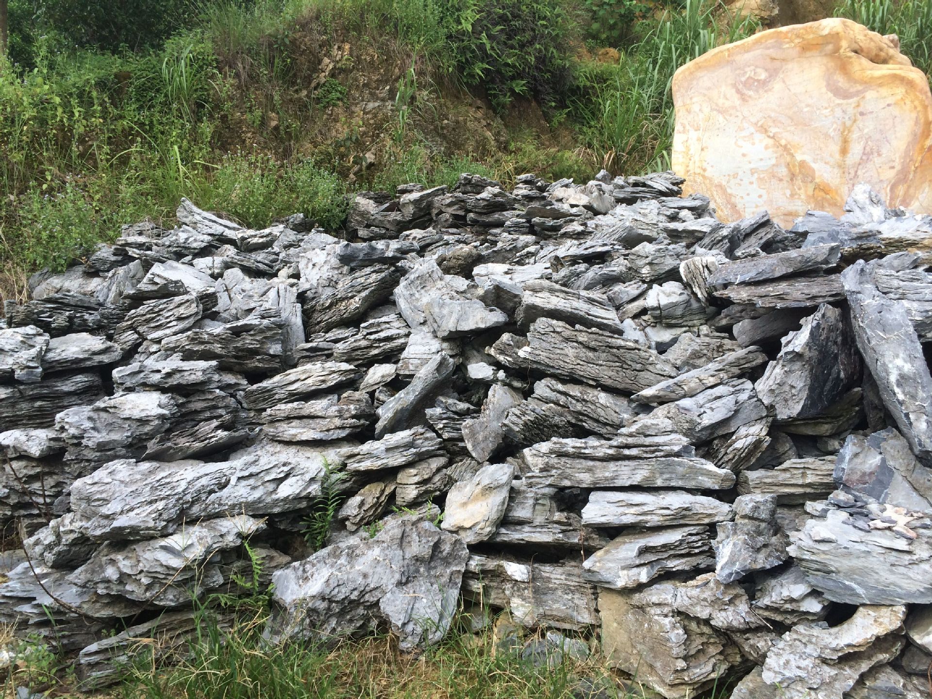 全国供应叠石造景石 小型自然园林风景景观石 景观英石假山叠石