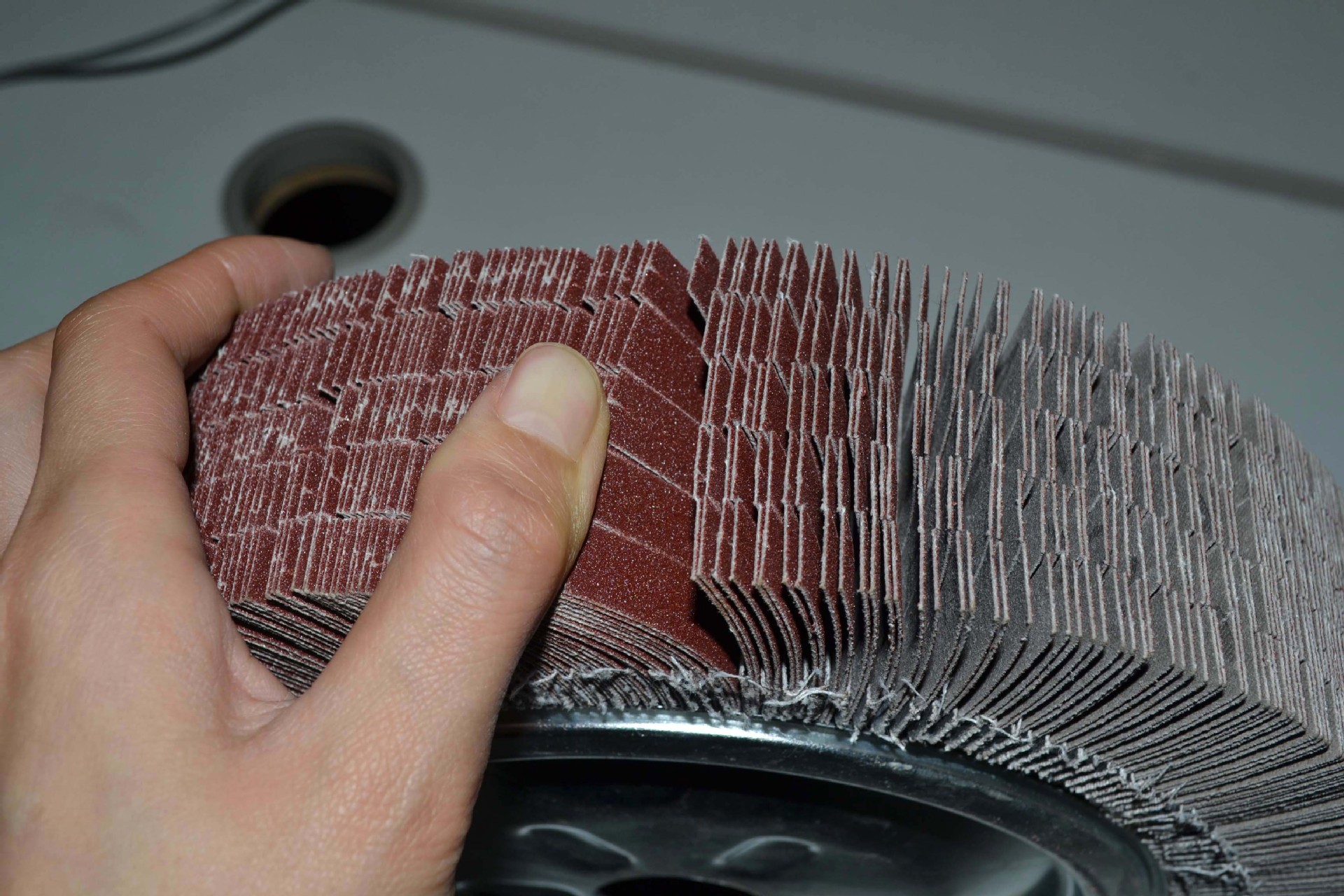 yl供应 240mm圆孔 抛光砂布轮 砂带千叶轮 不锈钢打磨抛光百叶轮