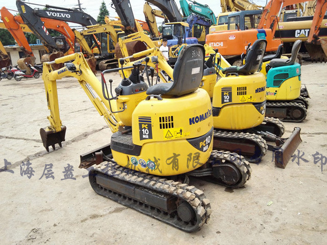 迷你小型钩机 二手小松pc10挖机mini微型底盘可伸缩大棚地下室