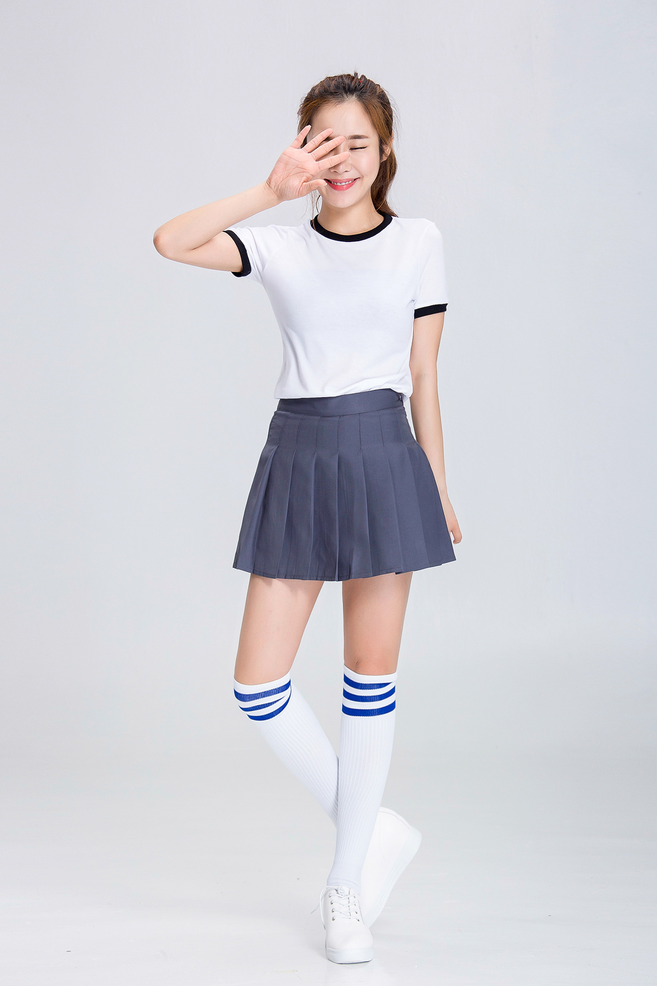 校运会新款女生啦啦操表演服装健美操舞蹈演出服中学生拉拉操服装