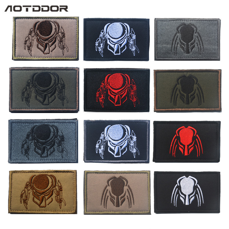 海客户外跨境现货铁血战士电影徽章刺绣臂章魔术贴户外背包贴章