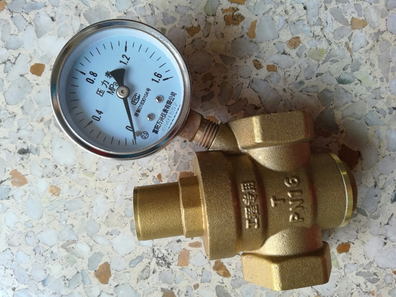 黄铜减压阀 自来水稳压阀热水器净水器恒压阀4分6分1寸