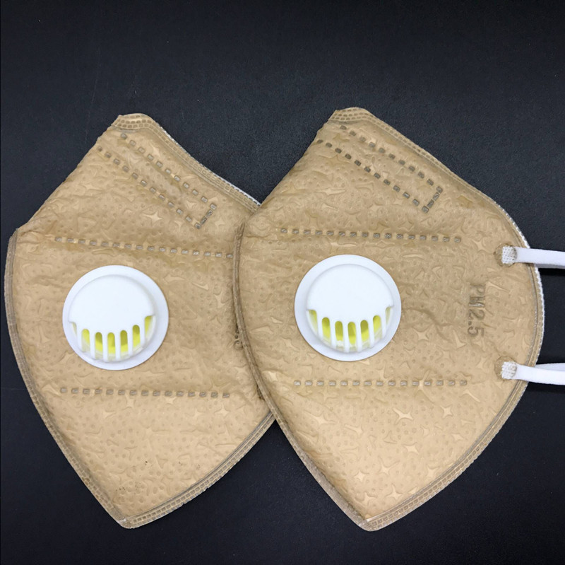 产品信息 名称: 防尘口罩 品牌: 中心科技 货号: 9100v 颜色: 浅色