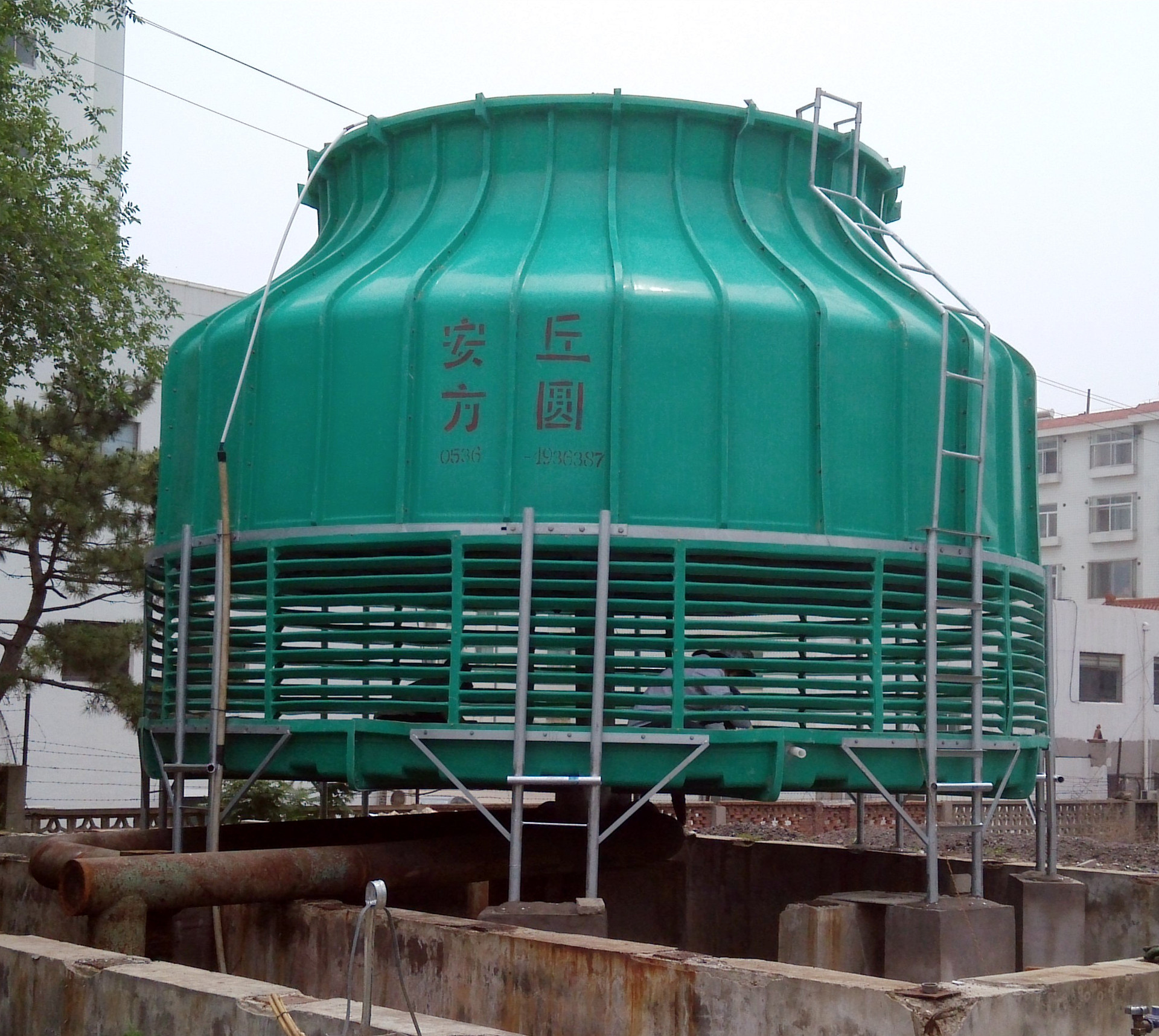 低噪声型玻璃钢冷却塔圆形300t立方冷却塔冷却水塔凉水塔