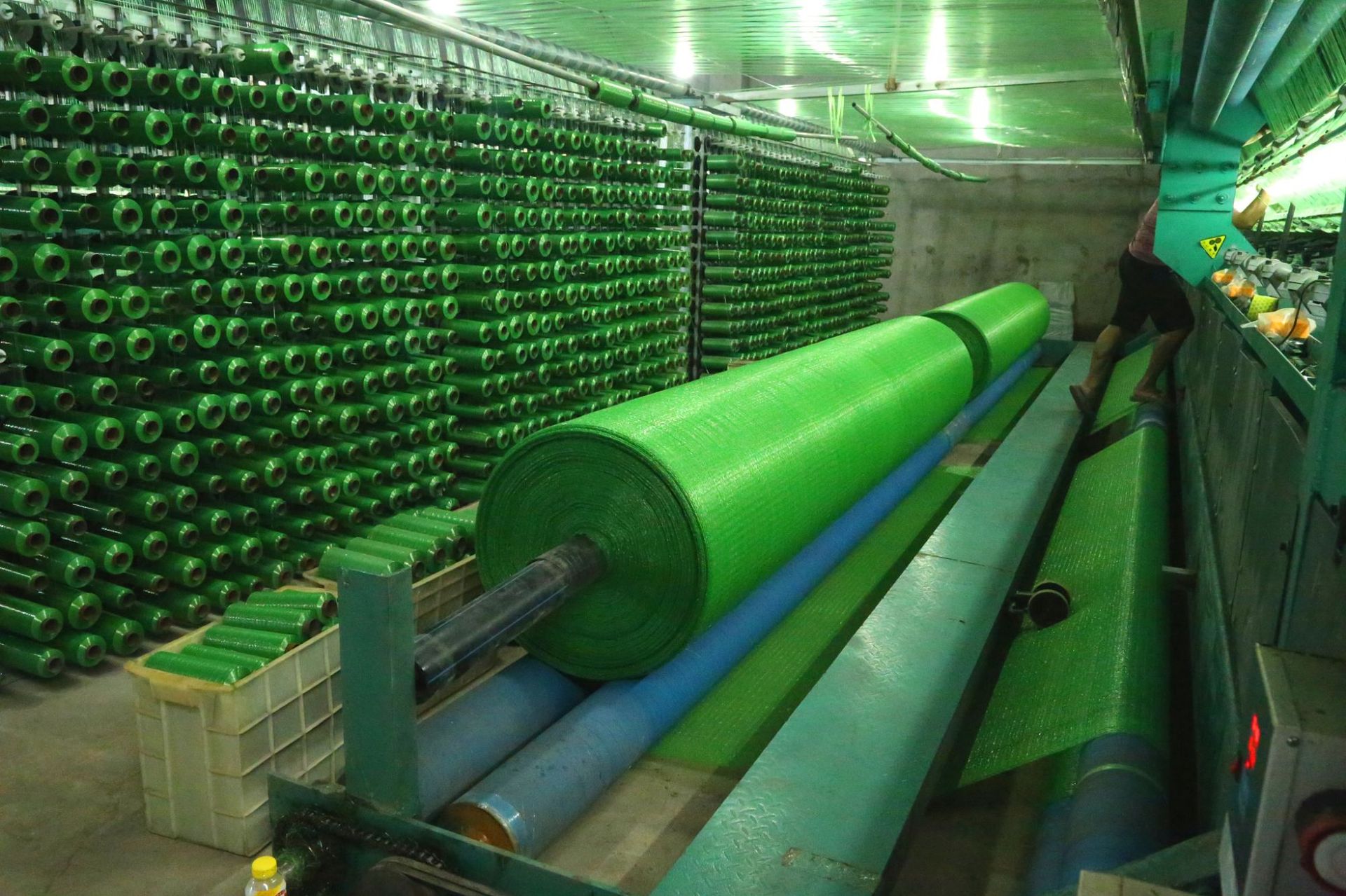 销售绿色环保网6针盖土网定制8*30建筑防尘网农用遮阳网