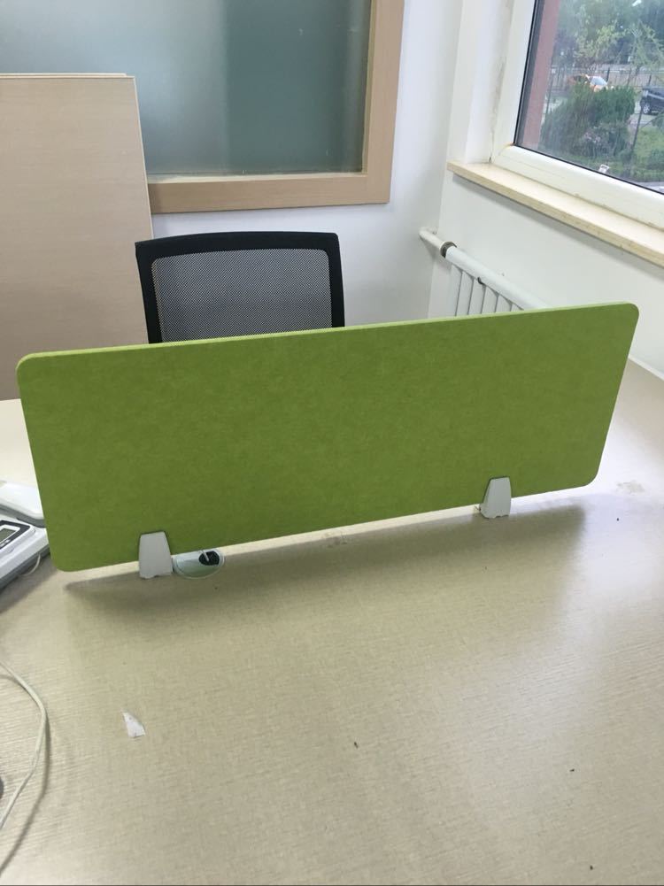 办公桌面挡板桌子隔板聚酯纤维屏风板桌面隔断板家具配件屏风夹