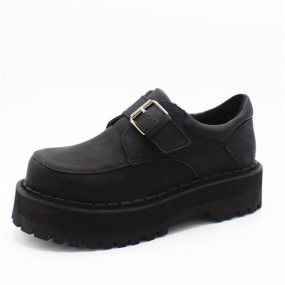 unif欧美朋克搭扣平底单鞋女原宿学院厚底松糕鞋英伦复古皮鞋2251