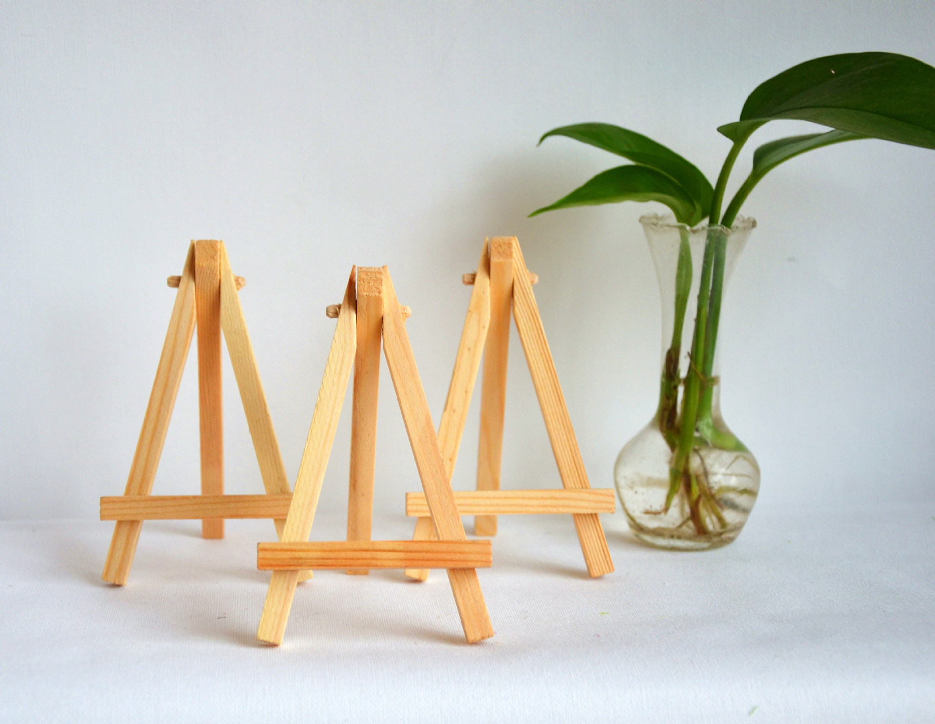 厂家直销7*12 实木小画架 迷你数字油画木质小三角支架 可定制