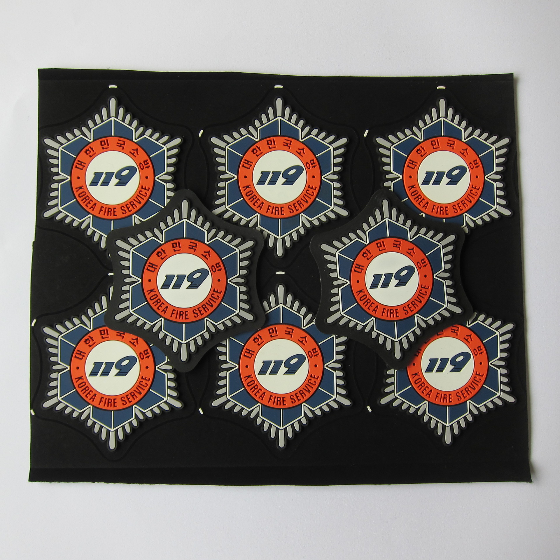 牛巴革硅胶矽利康商标 多颜色六角标pvc胶章服装箱包商标定制