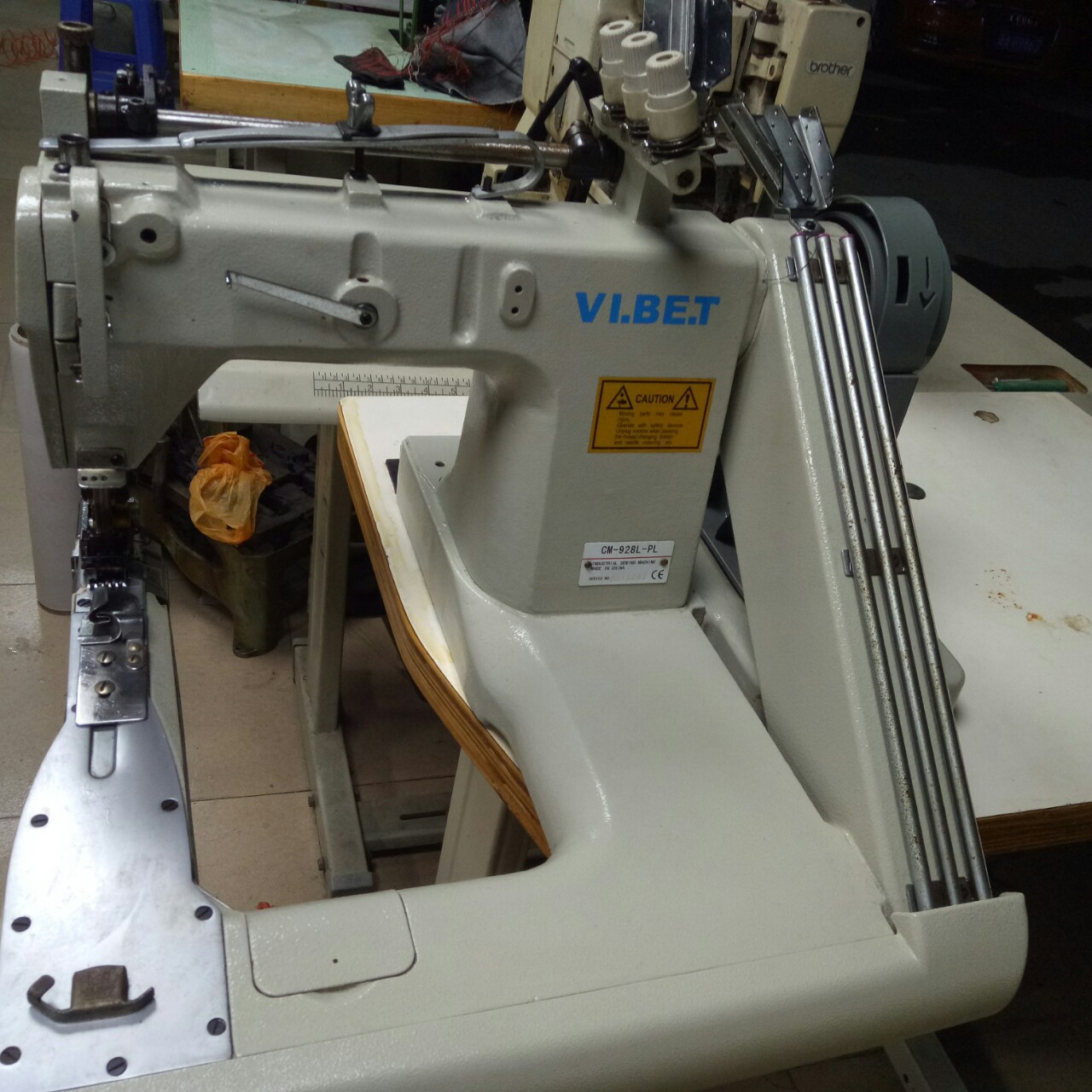 链底线机二手制衣衬衫设备工业用中厚机械中森牌埋夹车特种机