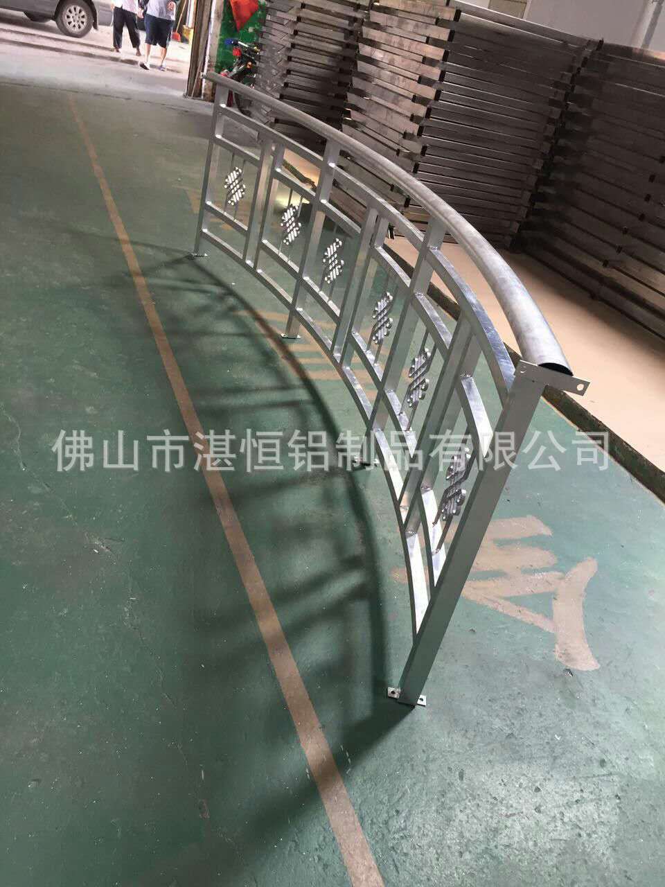 厂家制造 新款弧形 铝合金护栏 厂家铝合金护栏 样板定制