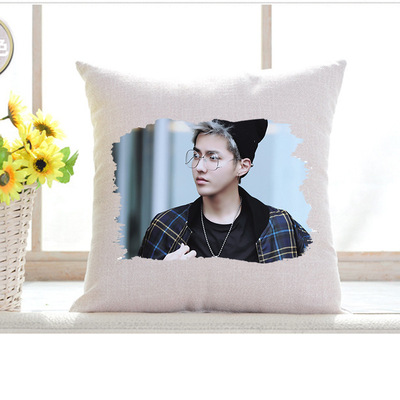 明星exo吴亦凡 抱枕 靠垫 棉麻环保无味 加厚面料 45*45cm