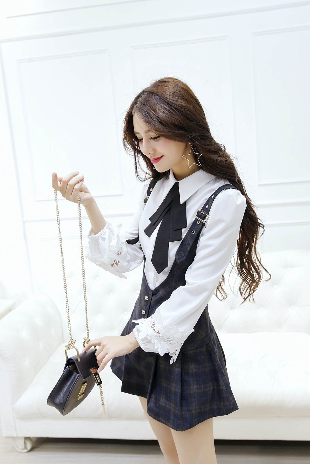 春装 白色绣花长袖领结修身职业装女装衬衫 七七之缘春装新款韩版