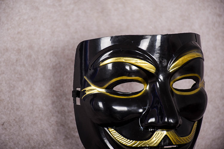 厂家爆款万圣节化妆舞会v脸鬼步舞面具黑色v字塑料仇杀面具批发