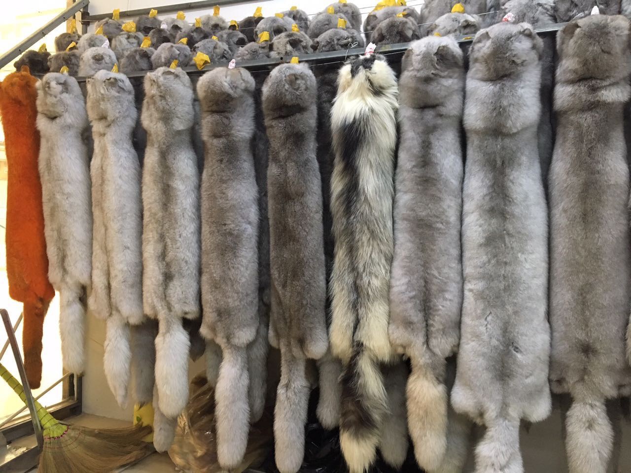 工厂批发儿童羽绒服毛领草狐狸毛领童装羽绒服毛领蓝狐帽领-阿里巴巴