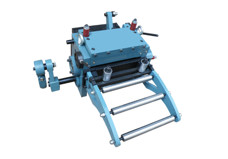 厂家直销 高速滚轮送料机 冲压送料机 高产能自动送料器