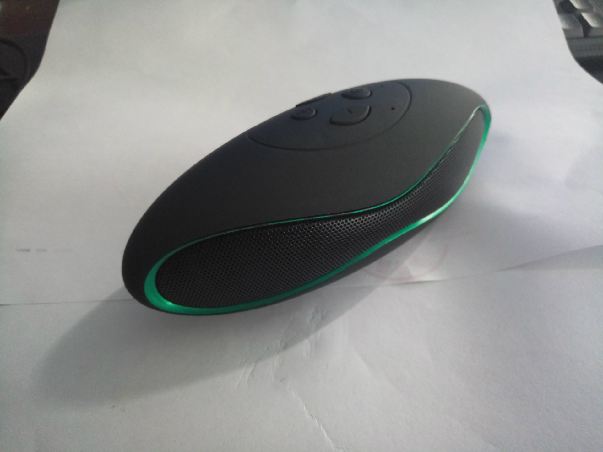 现货小型便携式c6无线蓝牙音箱插卡音箱迷你便携式家用音响低音炮