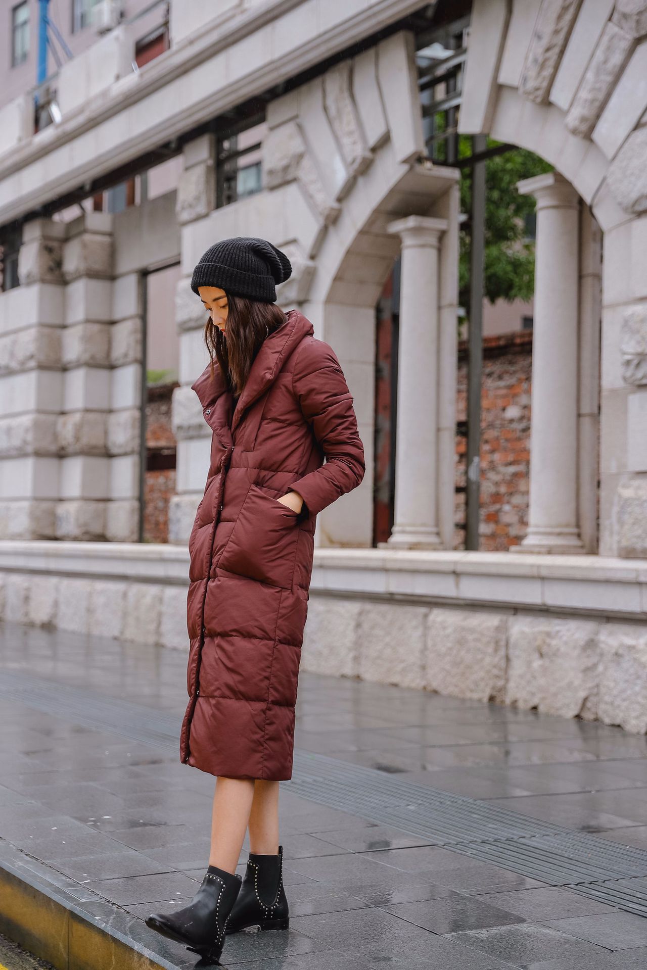 猪肝红羽绒服.17226