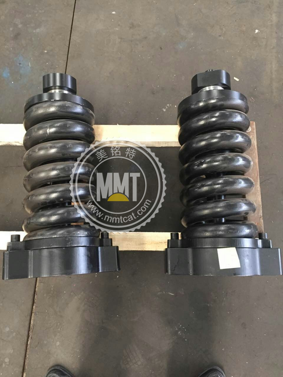 cat卡特329 325涨紧油缸149-3572弹簧215-4104旋挖钻机底盘件四轮