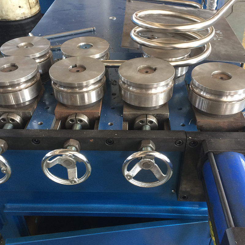 厂家供应 扁钢型材方钢角钢卷圆机 七滚轮滚圆机ys-60m可定制