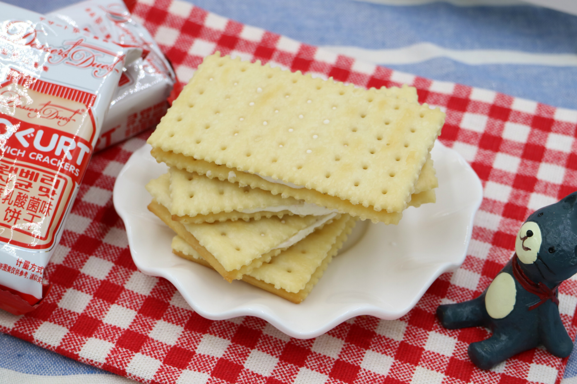 edo pack蔓越莓乳酸菌味夹心饼干240g 袋装糕点心早餐零食品